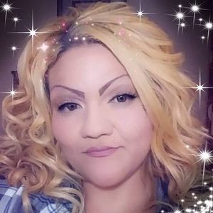 Meet your Posher, Naomi